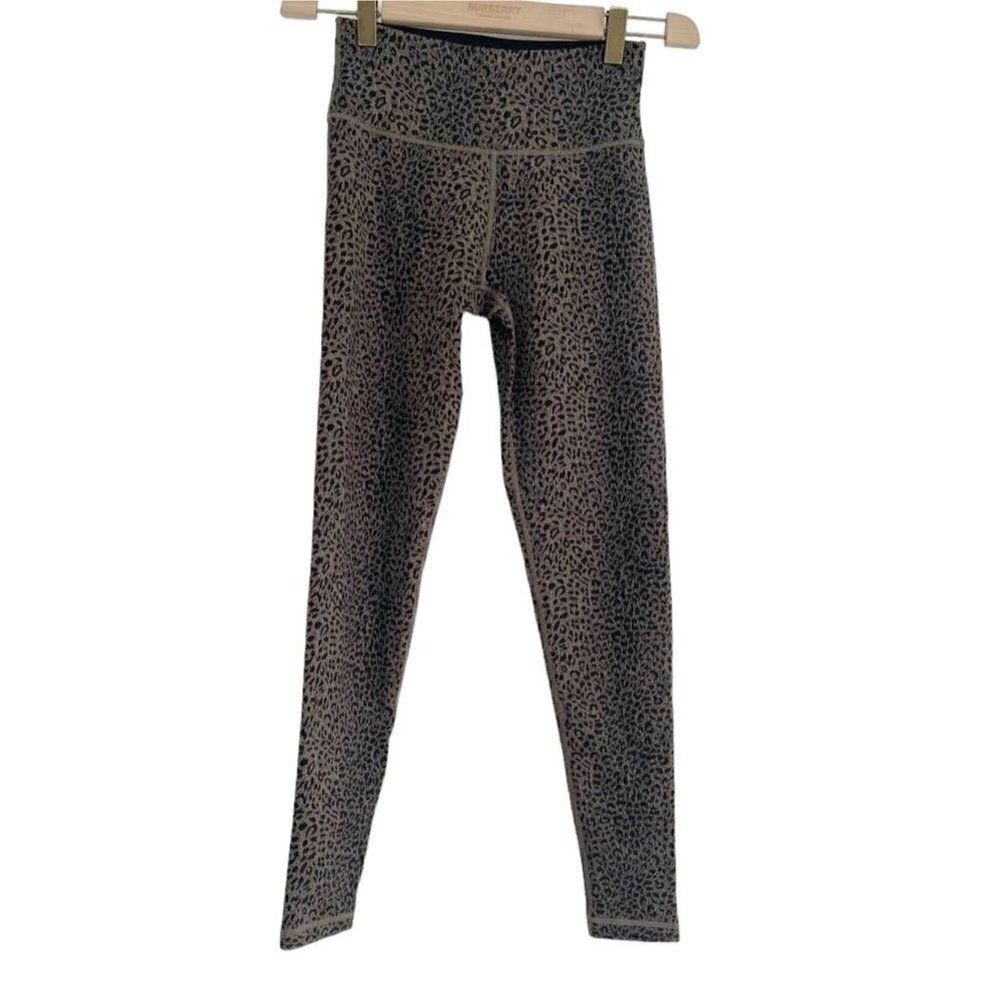 Sweaty Betty Size XS Leggings Pants Yoga Exercise Athletic Animal Print